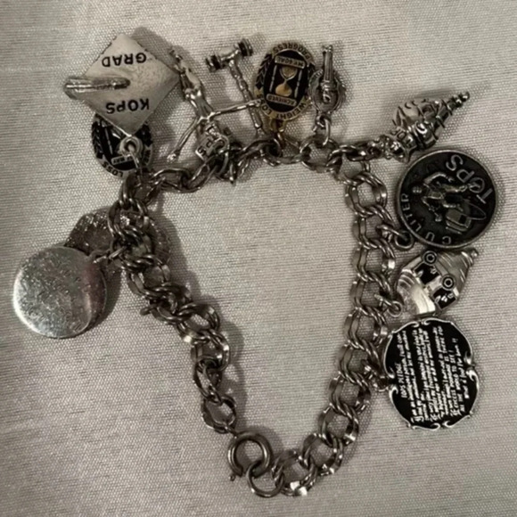 2/40$ Vintage Tops For Kops Charm Bracelet With 13 Charms - Picture 5 of 5